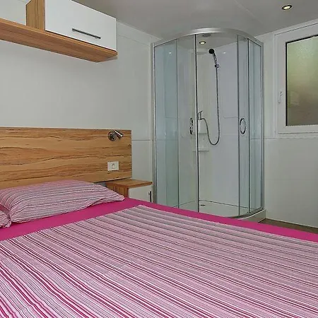 Camp Jure Üdülőpark 3*