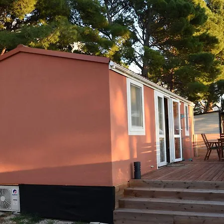 База отдыха Camp Jure 3*