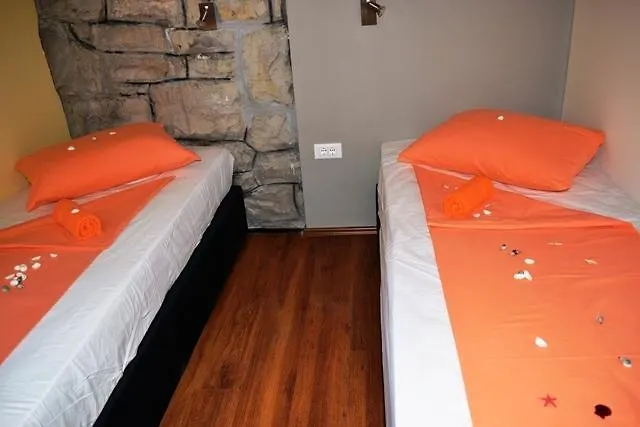 Camp Jure Макарска